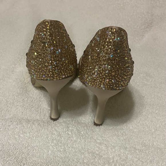 Dazzling Gold Rhinestone Women's Heels - Picture 5 of 8